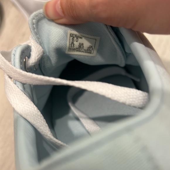 Women’s vans sneakers - Picture 6 of 6